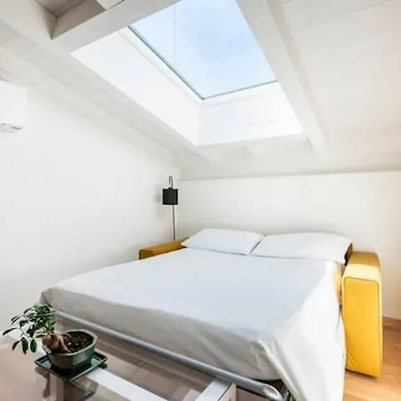 Domus: Modern Loft In The Center Of * Πάρμα