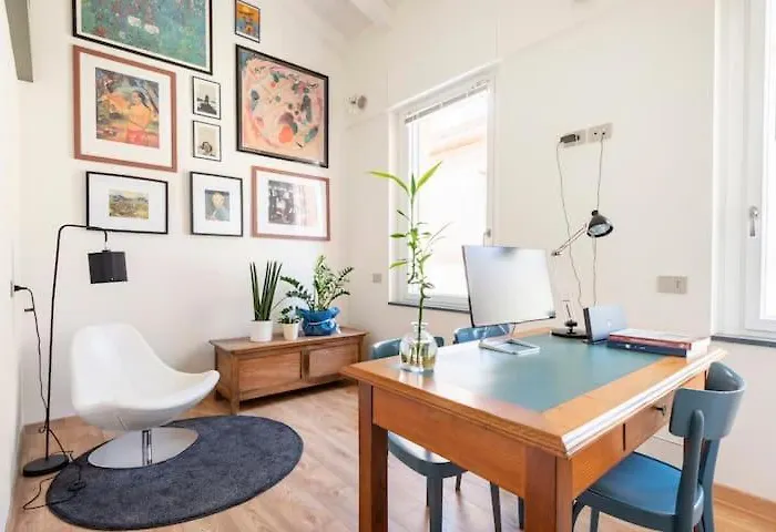 Holiday home Domus: Modern Loft In The Center Of