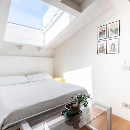 בית נופש Domus: Modern Loft In The Center Of