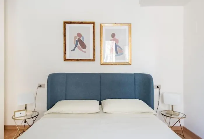 Domus: Modern Loft In The Center Of Semesterbostad